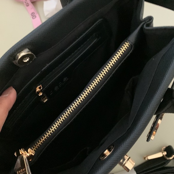 New bebe Ladies purse - Picture 15 of 16